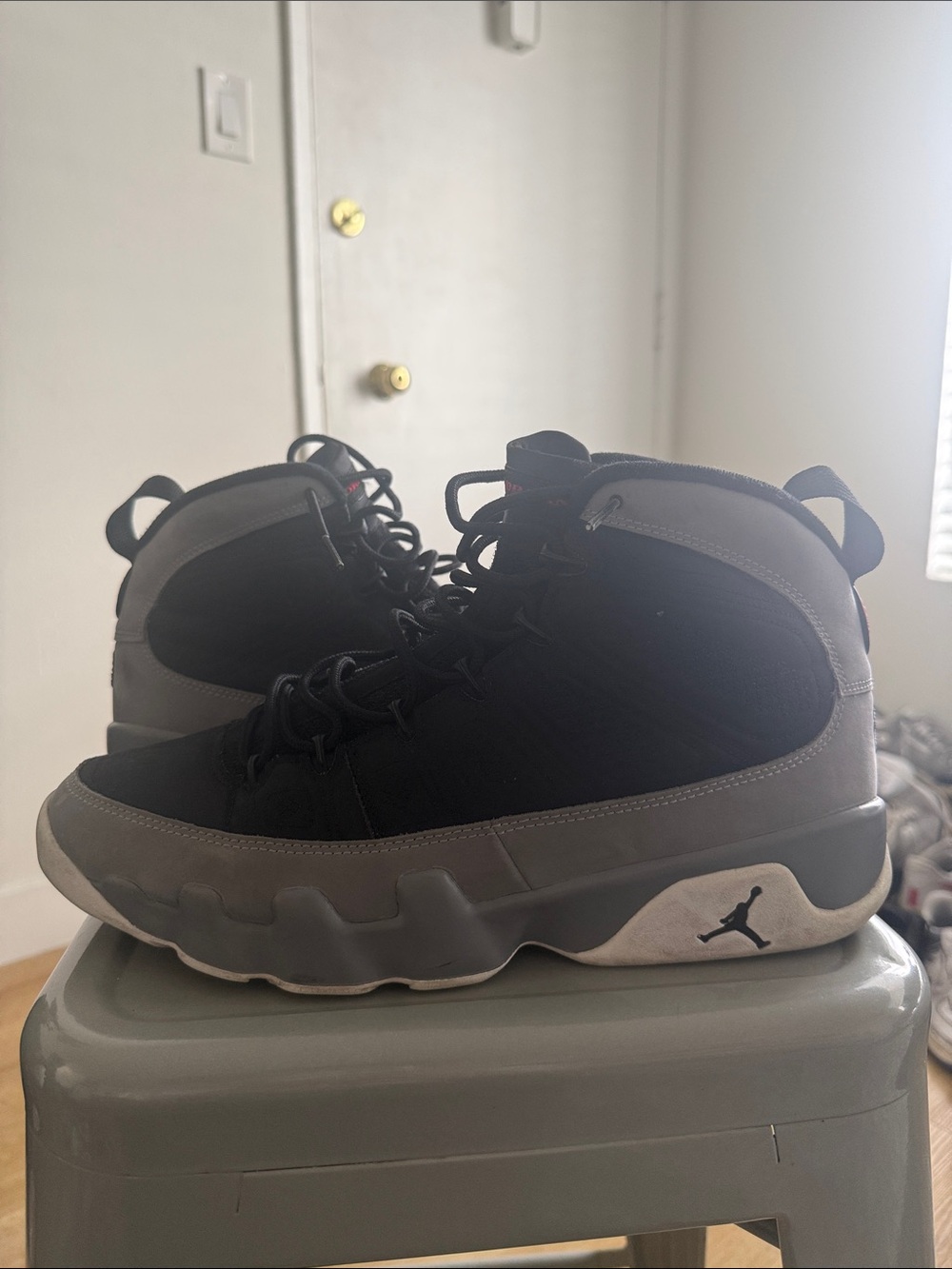 Jordan 9 “Particle Grey”